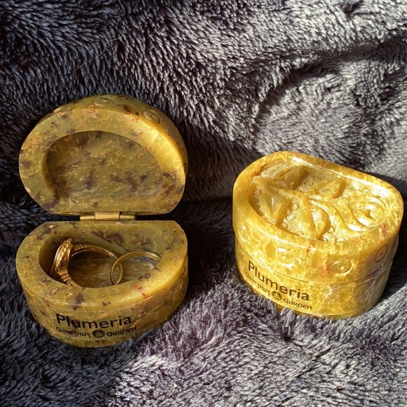 Hinged Container Hand Carved Soap Stone - Picture 2 of 8